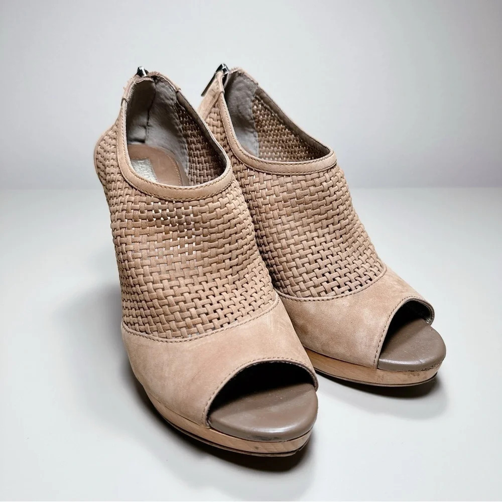 Banana Republic Leather Peep Toe Woven Wooden Heel Brow Booties